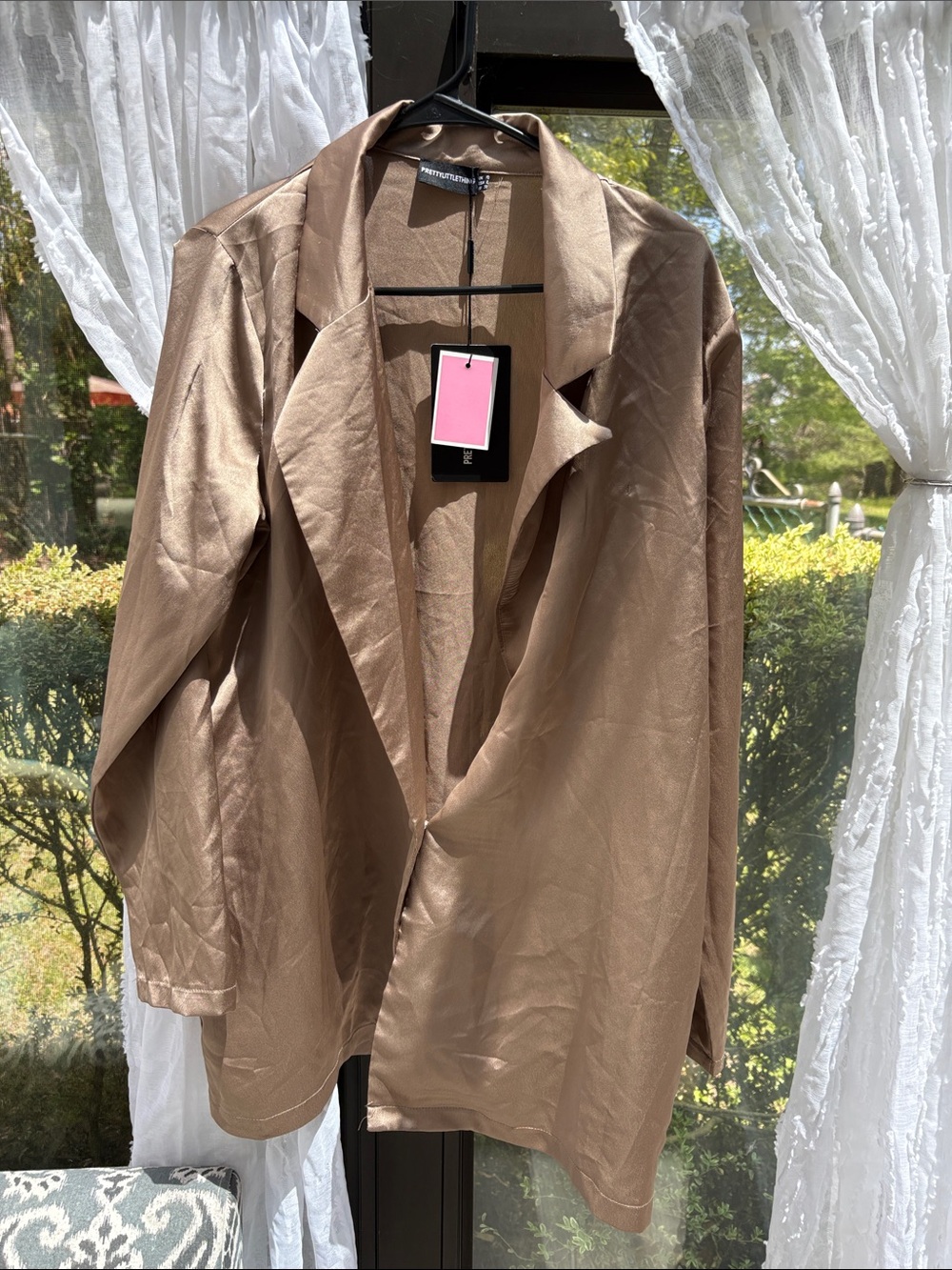 PrettyLittleThing Taupe Satin Open-Front Blazer